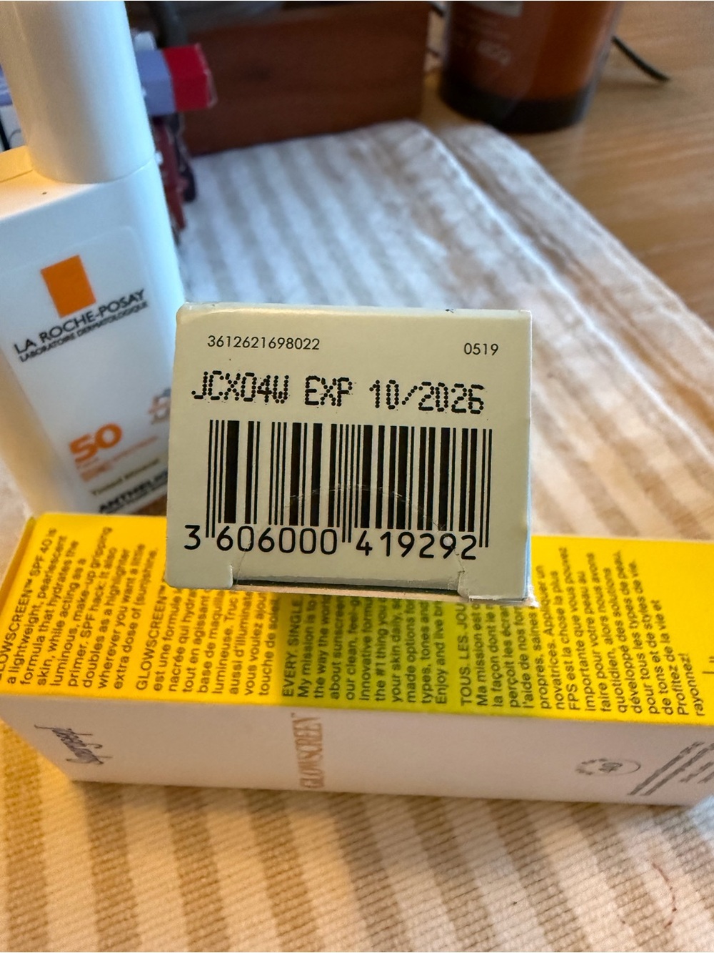 Supergoop! Glowscreen SPF 40 Cream White - Picture 2 of 2